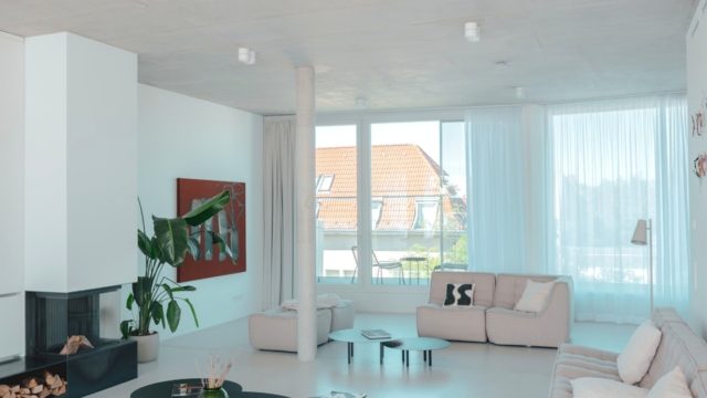 固定電話は今すぐ解約できる。年間2万円を節約した40代の体験談と解約手順